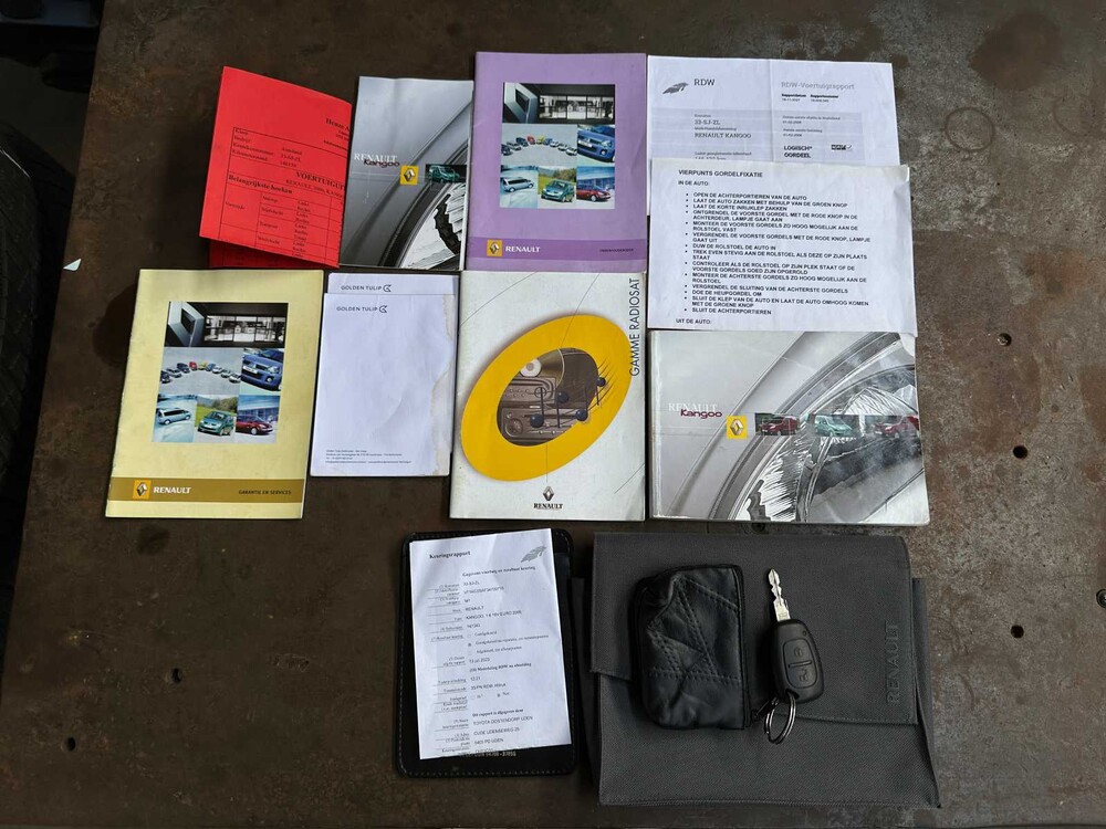 Renault Kangoo 1.6-16V Expression Luxe 95PS 2006 -Orig. NL-, 33-SJ-ZL -Rollstuhlwagen- Doppelschiebetür -