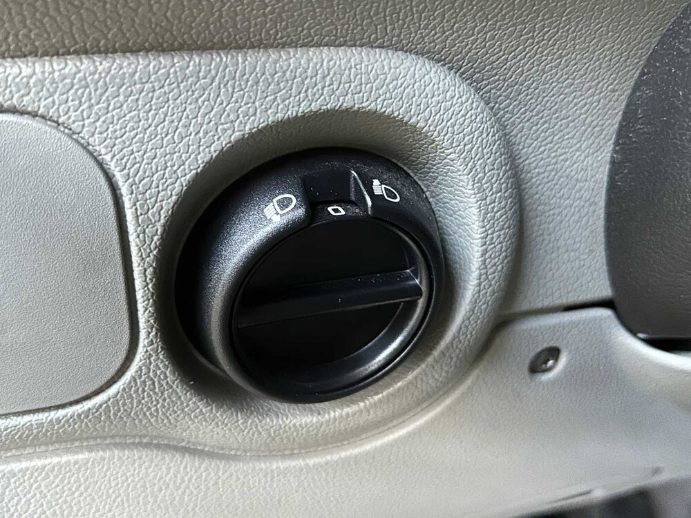 Renault Kangoo 1.6-16V Expression Luxe 95PS 2006 -Orig. NL-, 33-SJ-ZL -Rollstuhlwagen- Doppelschiebetür -