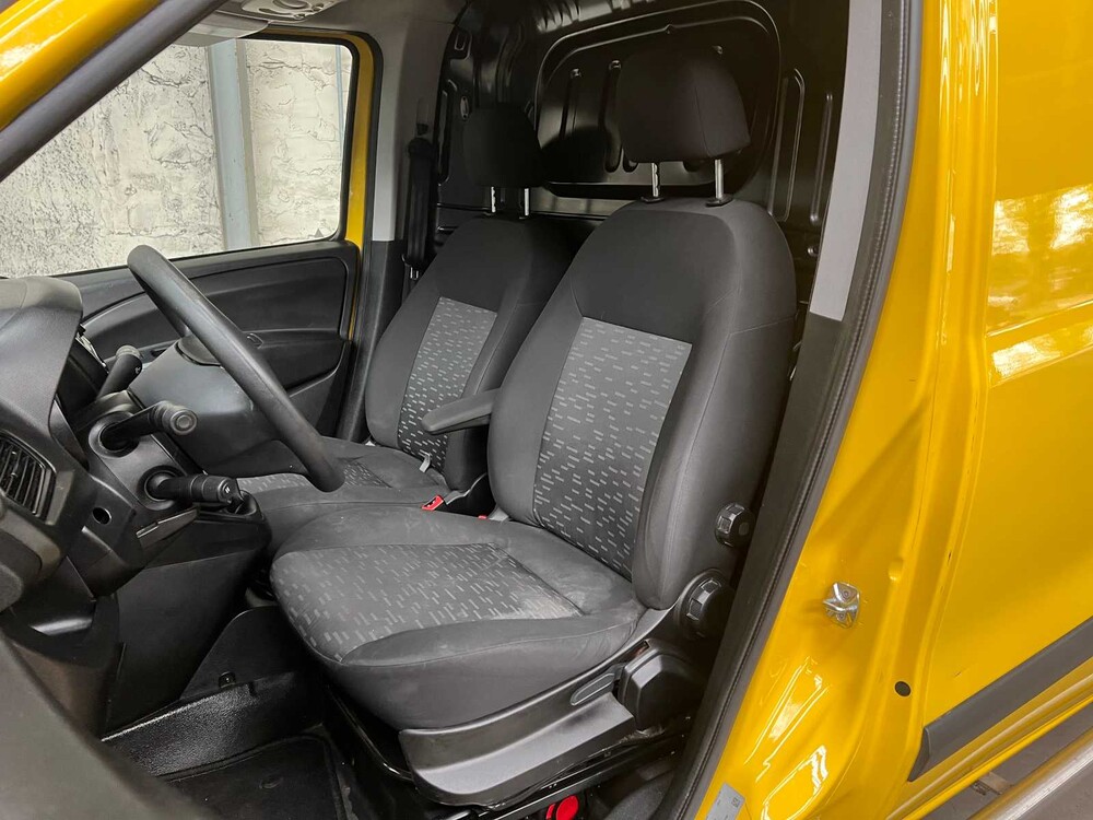 Opel Combo 1.3 CDTi L2H1 Edition 95PS 2028 -Orig. NL-, V-054-PV