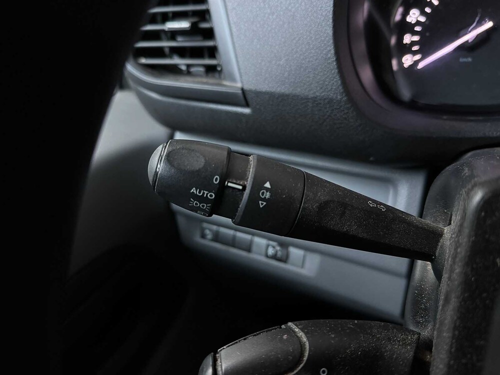 Peugeot Expert 231L 2.0 BlueHDI 120 Premium 122PS 2018 -Orig. NL-, V-973-KV