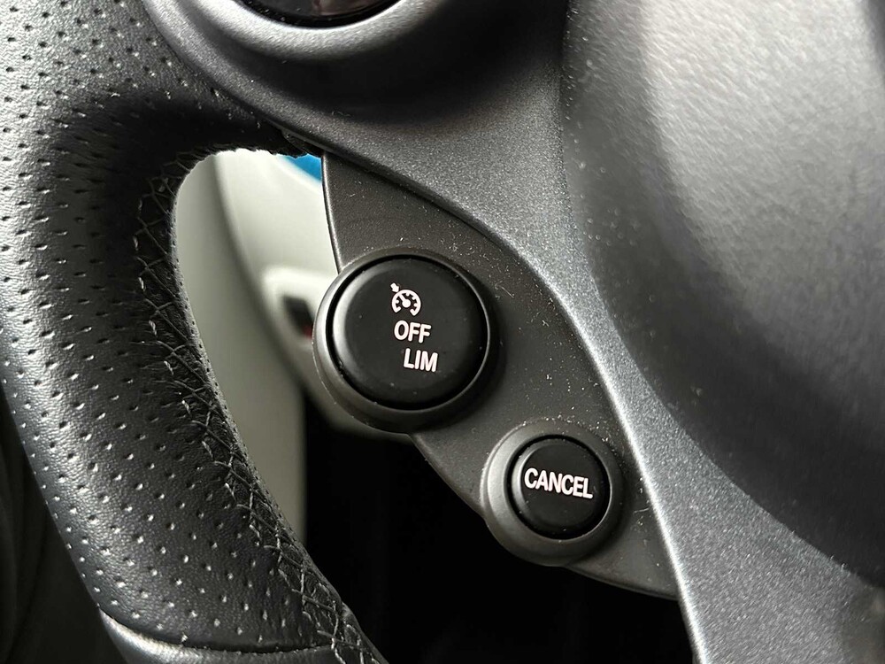 Smart Fortwo 1.0 Proxy 71PK 2015 ORIG DE, 9-XXS-71