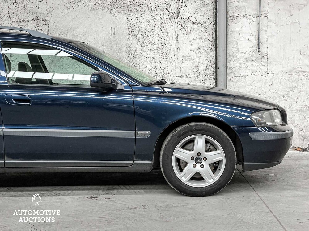 Volvo V70 2.4 T Comfort Line 200PS 2000 -Orig. NL-, 49-FT-FT