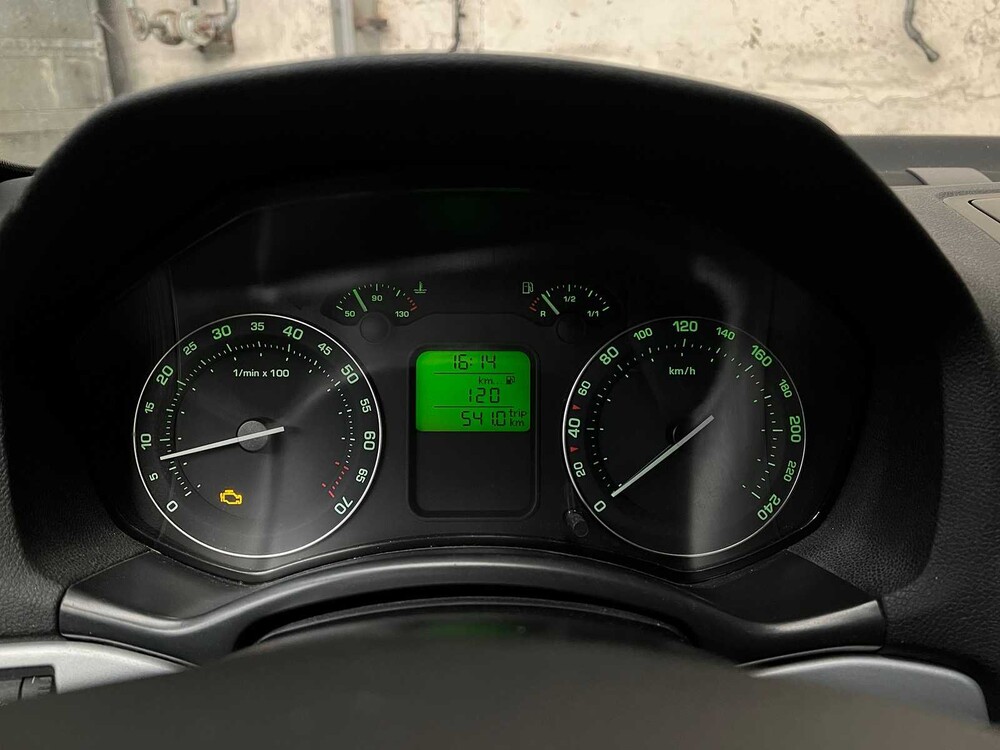 Skoda Octavia 1.6 Classic 102PS 2009 -Orig. EN-, 95-HKL-9