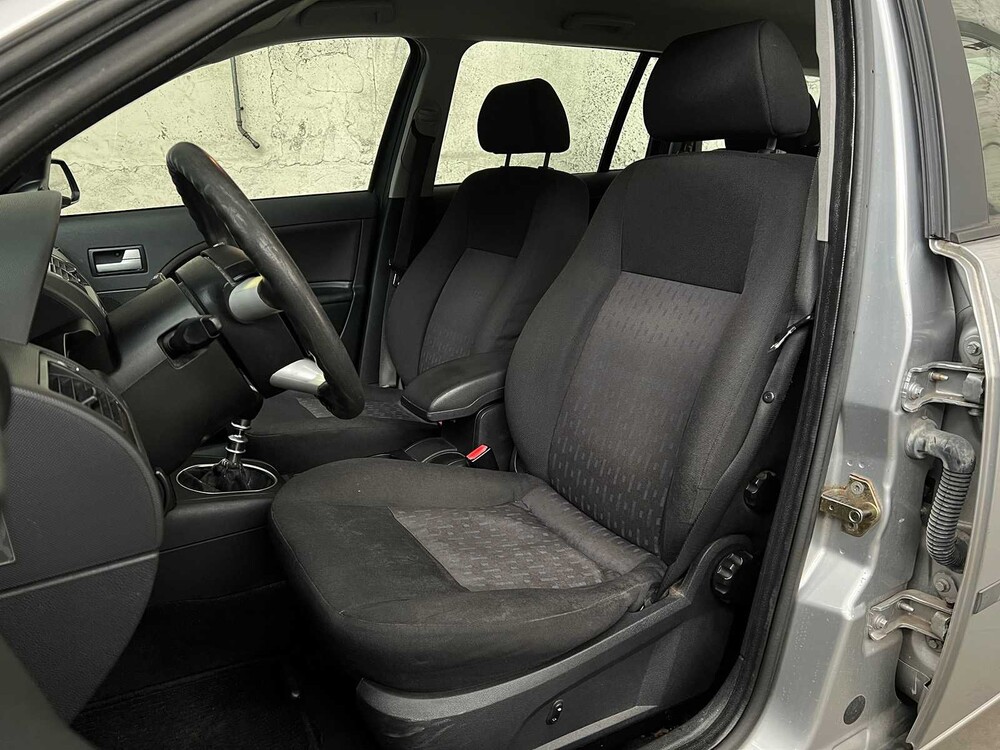 Ford Mondeo Kombi 1.8-16V Cool Edition 110PS 2002 ORIG-NL, 95-JV-UK