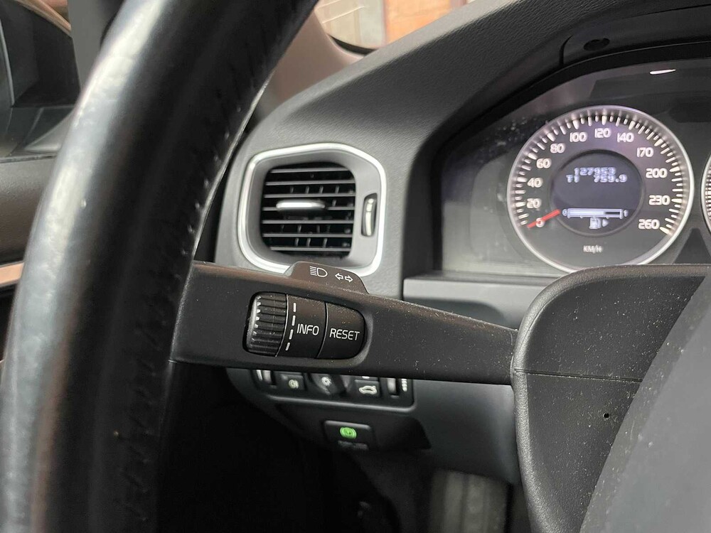 Volvo S60 1.6 T3 Kinetic 150PS 2011 -Orig. DE-, 12-SPP-6