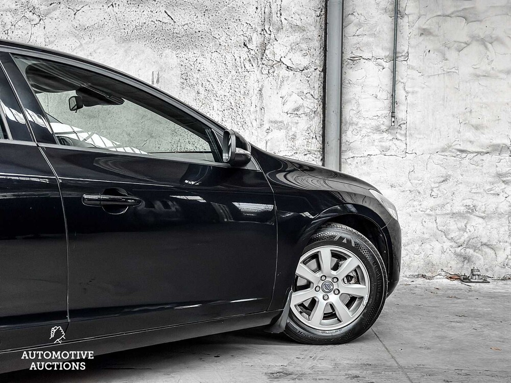 Volvo S60 1.6 T3 Kinetic 150PS 2011 -Orig. DE-, 12-SPP-6