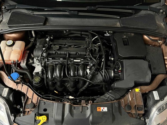 Ford Focus Wagon 1.6 TI-VCT Titanium 125hp 2014, 9-ZTG-92