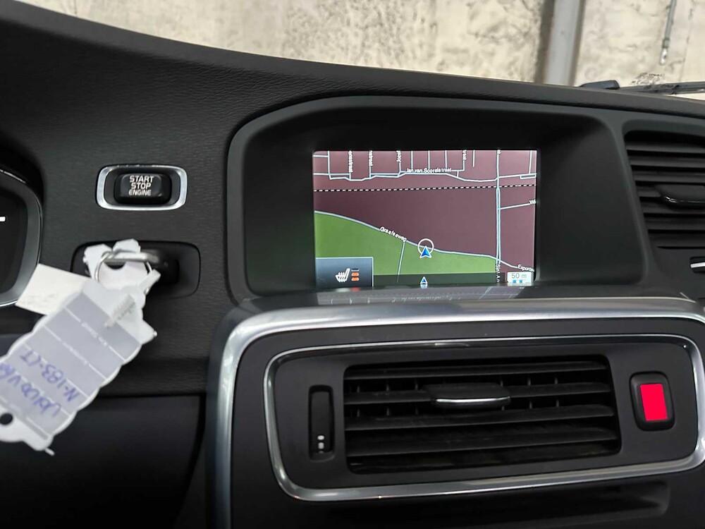 Volvo V60 2.0 T5 Ocean Race 245PS 2015 245PS 2015, N-183-LT