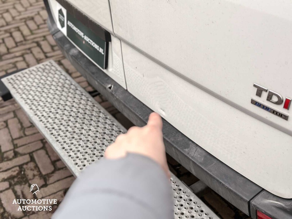 Volkswagen Crafter 46 2.5 TDI L2H3 136PS 2012, VHJ-55-X