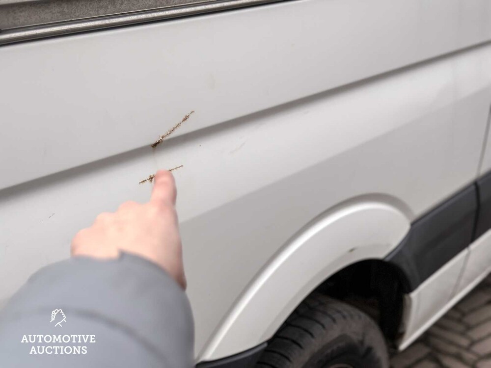 Volkswagen Crafter 46 2.5 TDI L2H3 136PS 2012, VHJ-55-X