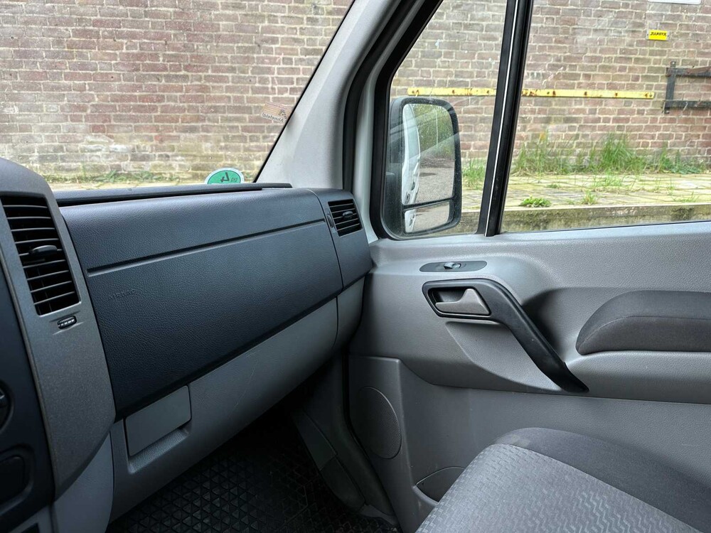 Volkswagen Crafter 46 2.5 TDI L2H3 136PS 2012, VHJ-55-X