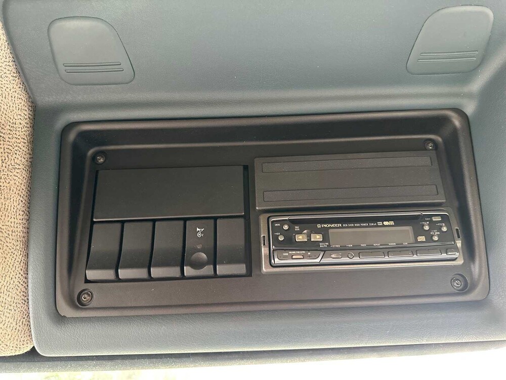 Renault HD-210 Premium 6-Zylinder (154KW) V.V Dhollandia 1500KG hydraulische Ladebordwand, BG-XJ-34