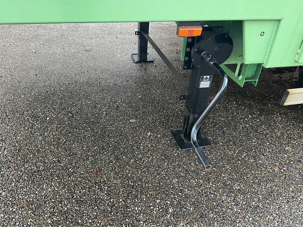 Meyvo OL55 2-Achs-Sattelauflieger BE mit einstellbarer Luftfederung und teilweise geschlossener Plane, OD-83-VD