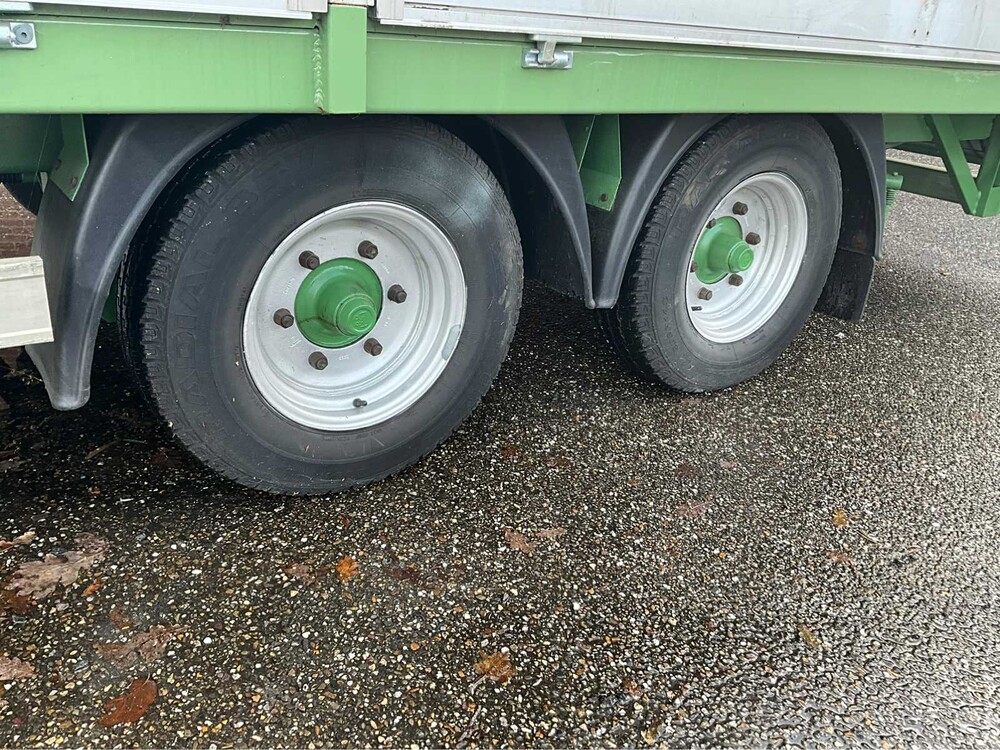 Meyvo OL55 2-Achs-Sattelauflieger BE mit einstellbarer Luftfederung und teilweise geschlossener Plane, OD-83-VD