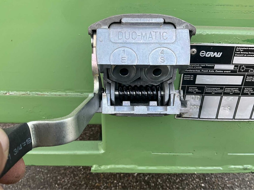 Meyvo OL55 2-Achs-Sattelauflieger BE mit einstellbarer Luftfederung und teilweise geschlossener Plane, OD-83-VD