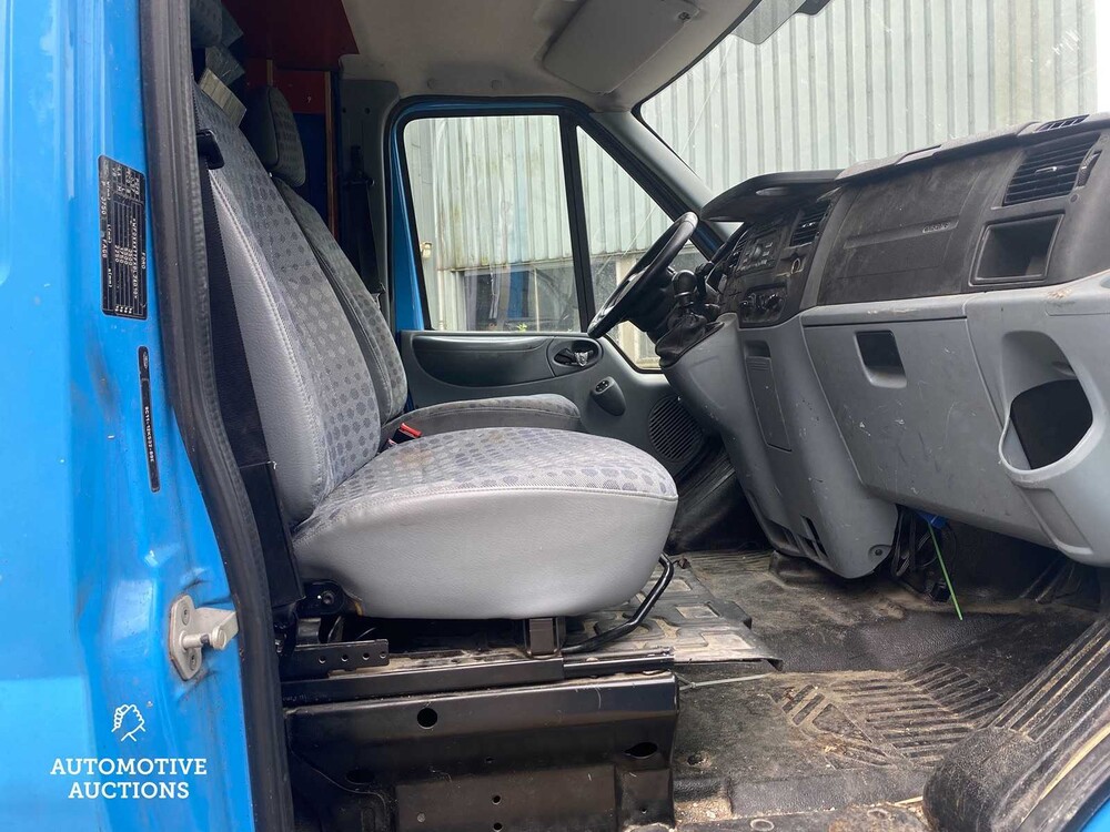 Ford Transit 140PS 2011