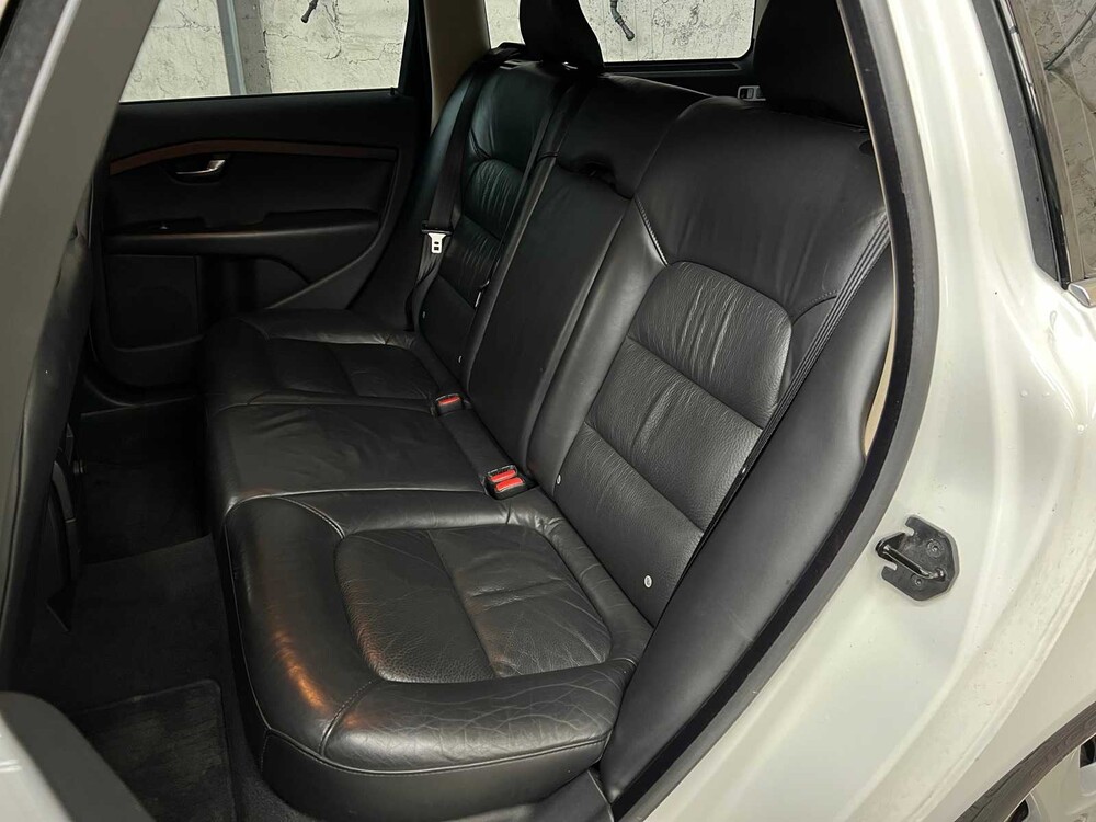 Volvo V70 2.4 D5 185PS 2008, 9-ZSK-36 -YOUNGTIMER-