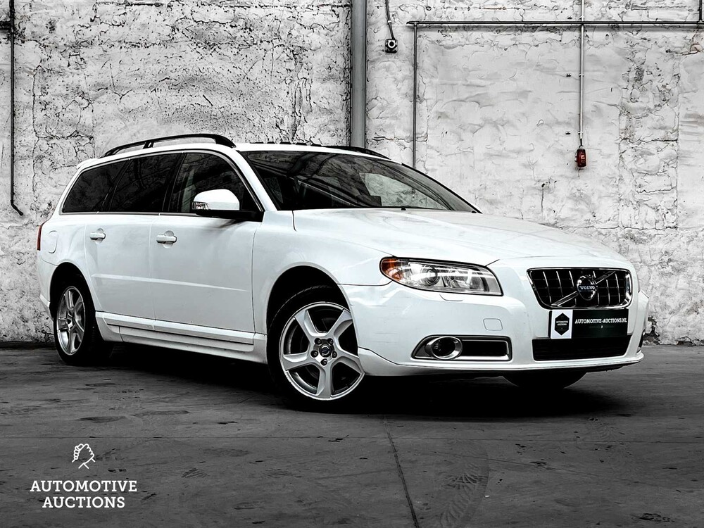 Volvo V70 2.4 D5 185PS 2008, 9-ZSK-36 -YOUNGTIMER-