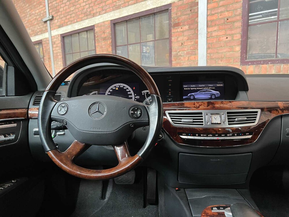 Mercedes-Benz S500 Long 5.5 V8 388hp 2006 Youngtimer 
