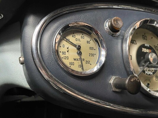 Austin Healey 100.6 Cabriolet 117PS 1958, AL-82-40