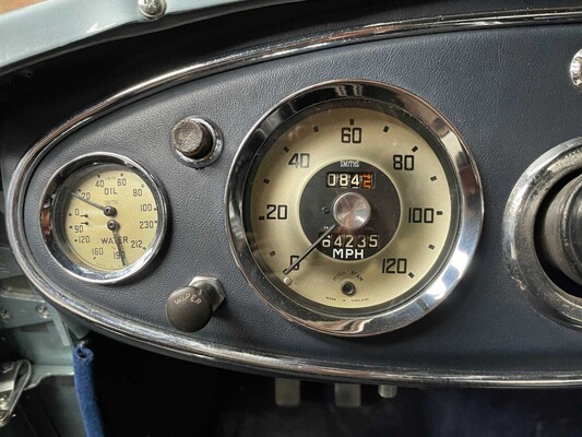 Austin Healey 100.6 Cabriolet 117pk 1958, AL-82-40