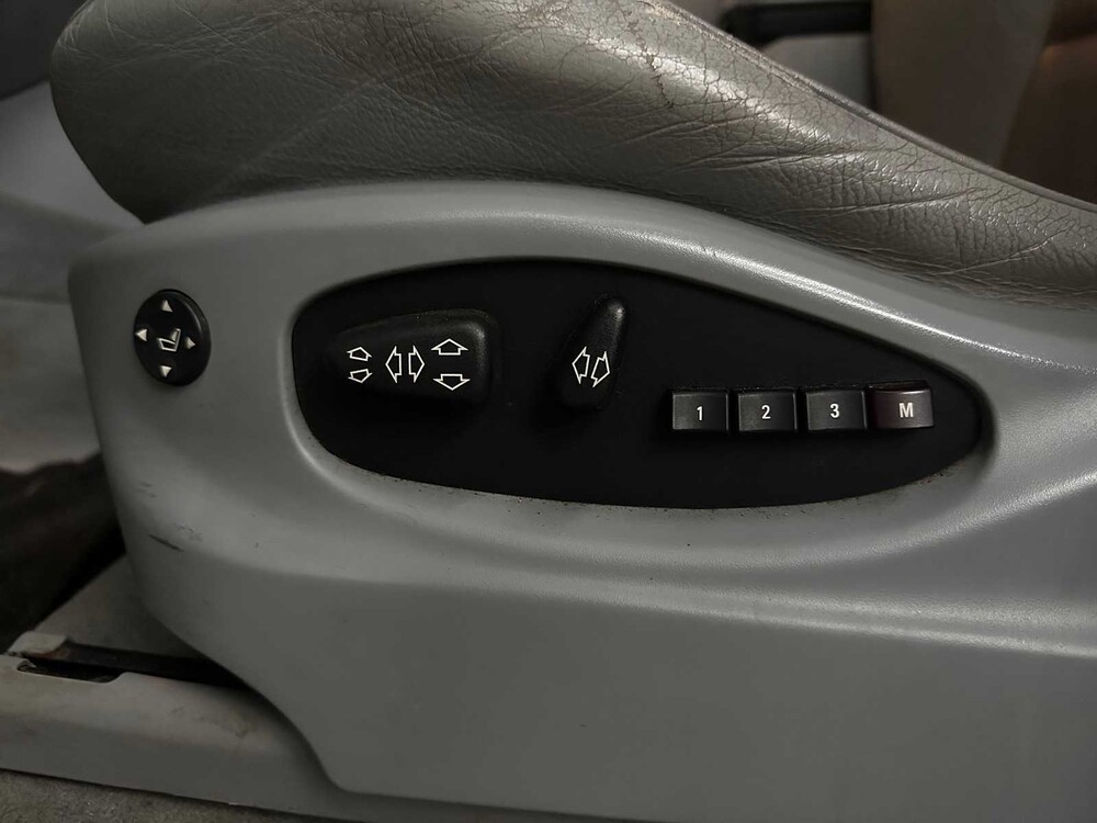 BMW X5 4.4i V8 298hp 2000 OIRG-GB, 57-GB-PX