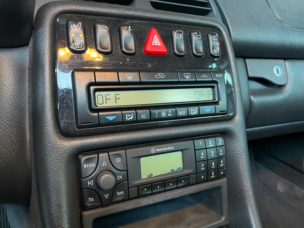 Mercedes-Benz CLK55 AMG 5.5 V8 CLK-Class Coupé 347hp 2001, G-042-JD -Youngtimer-