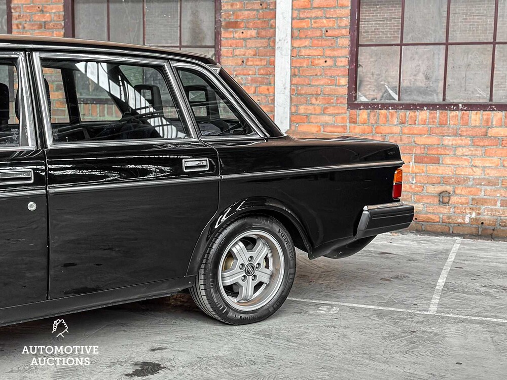 Volvo 240 2.3 GL Grand Luxe 84hp 1980, 12-XN-JT