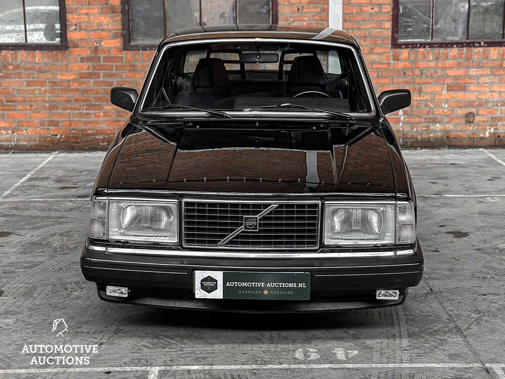 Volvo 240 2.3 GL Grand Luxe 84hp 1980, 12-XN-JT