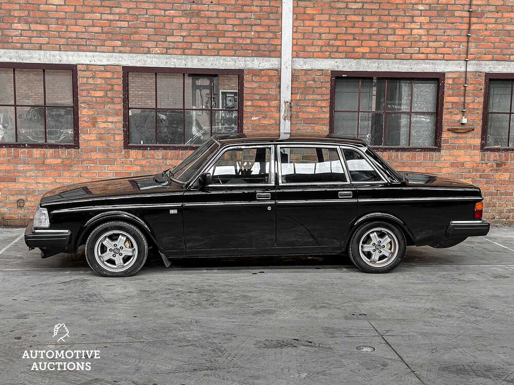 Volvo 240 2.3 GL Grand Luxe 84hp 1980, 12-XN-JT
