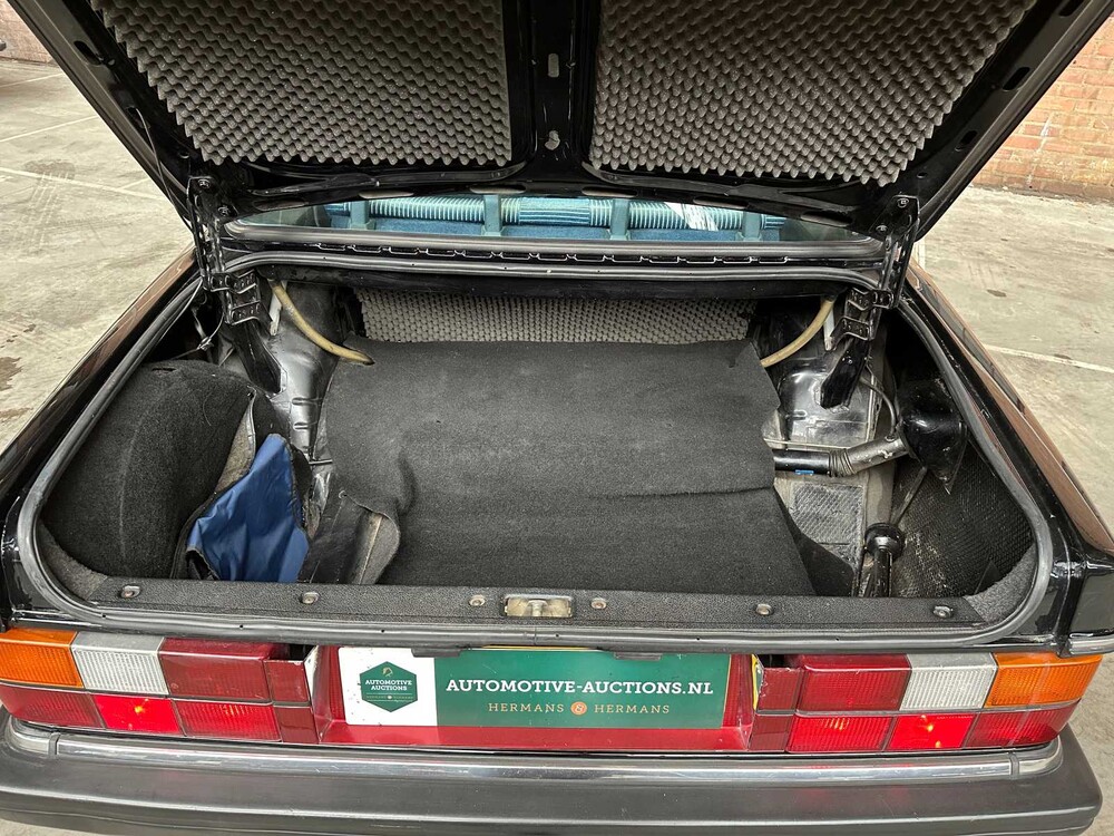 Volvo 240 2.3 GL Grand Luxe 84hp 1980, 12-XN-JT