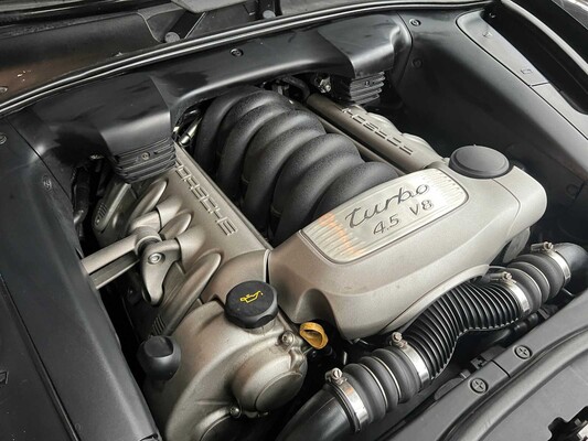 Porsche Cayenne Turbo 4.5 V8 450PS 2005 -Youngtimer-