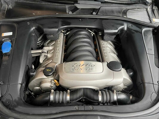Porsche Cayenne Turbo 4.5 V8 450hp 2005 -Youngtimer-