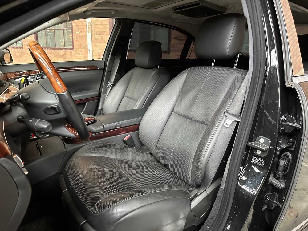 Mercedes-Benz S600 Long AMG Package 5.5 V12 517hp 2007 -Youngtimer-