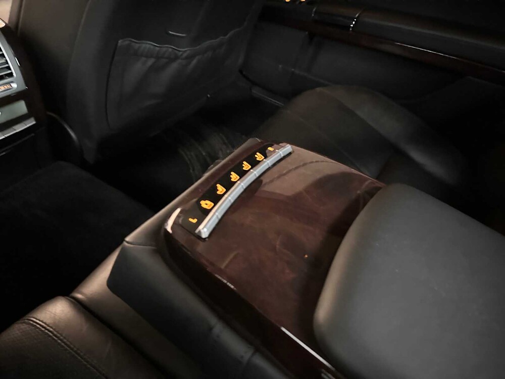 Mercedes-Benz S600 Long AMG Package 5.5 V12 517hp 2007 -Youngtimer-