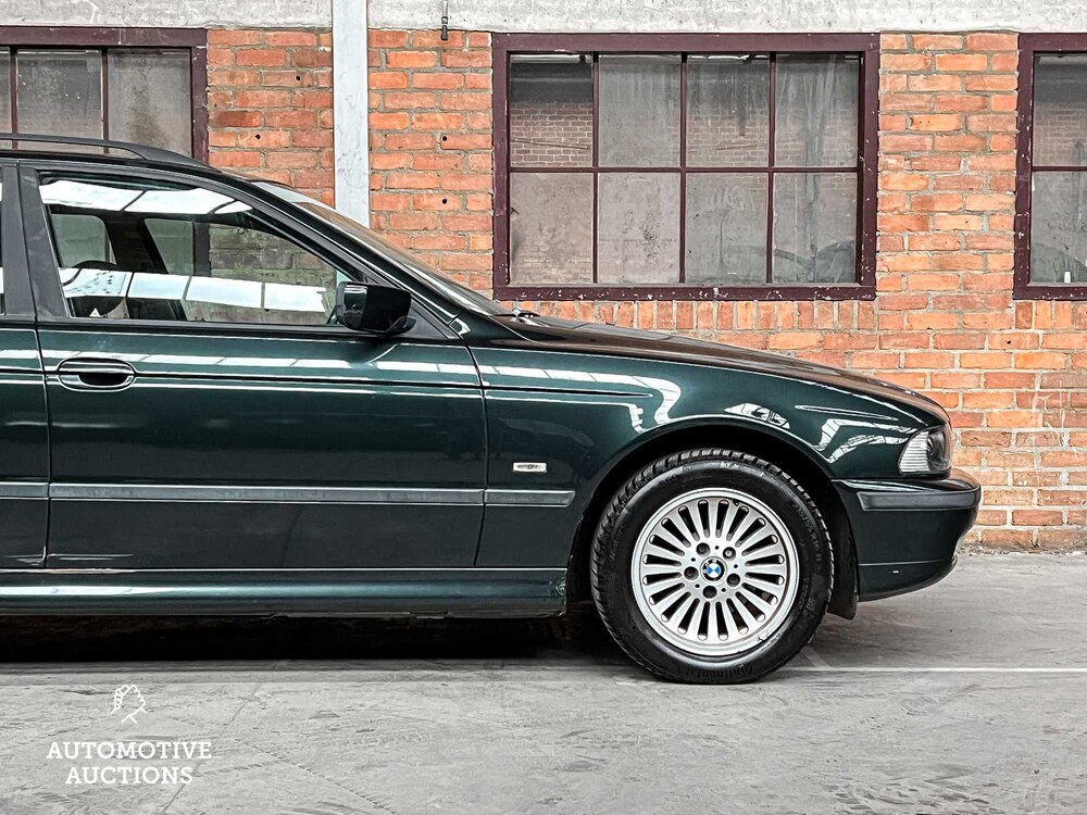 BMW 523i Touring Executive 5-series 170hp 2000, 83-FL-GH