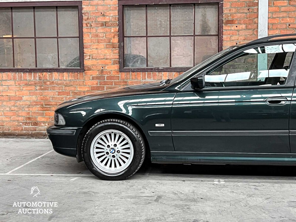BMW 523i Touring Executive 5-series 170hp 2000, 83-FL-GH