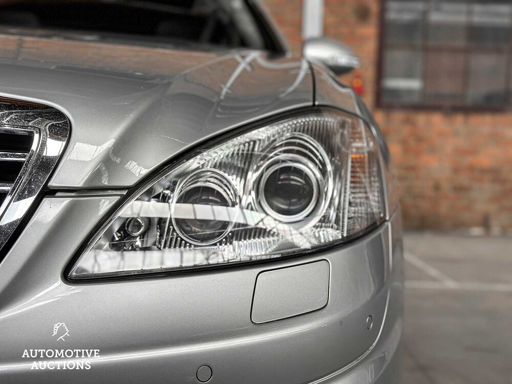 Mercedes-Benz S63 AMG Long 6.2 V8 525hp 2009 S-Class Youngtimer 