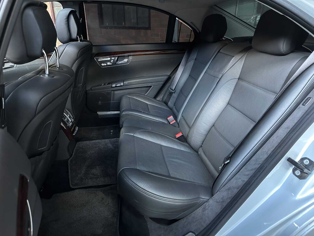 Mercedes-Benz S63 AMG Long 6.2 V8 525hp 2009 S-Class Youngtimer 