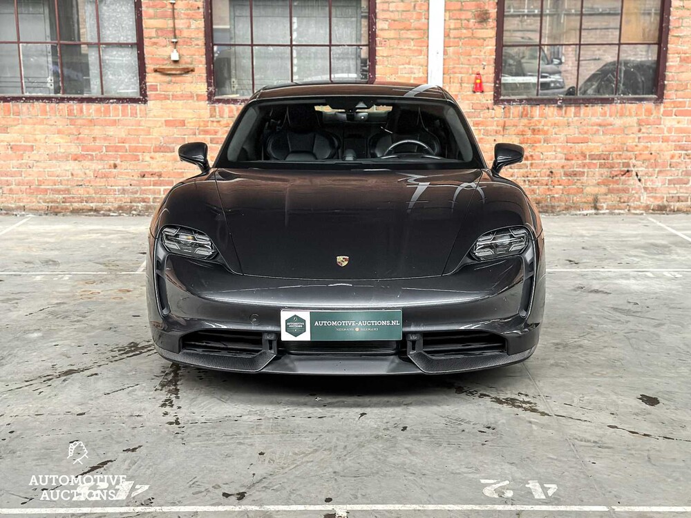 Porsche Taycan Turbo S 93 kWh 761PS 2020 Sport-Chrono