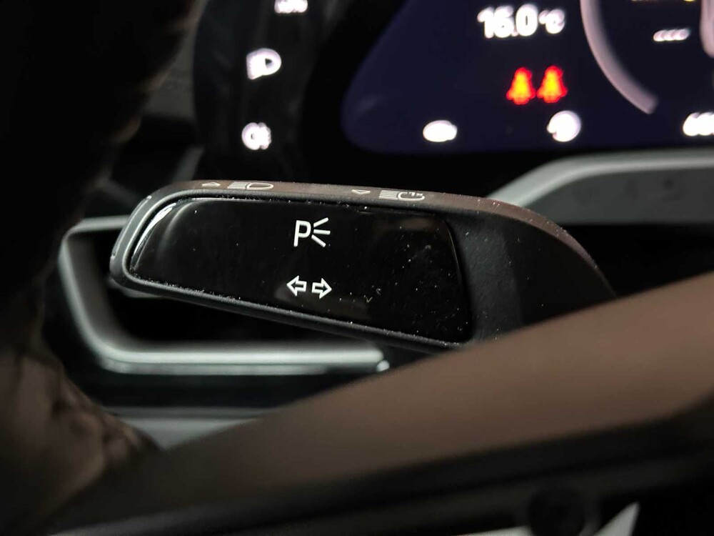 Porsche Taycan Turbo S 93 kWh 761PS 2020 Sport-Chrono