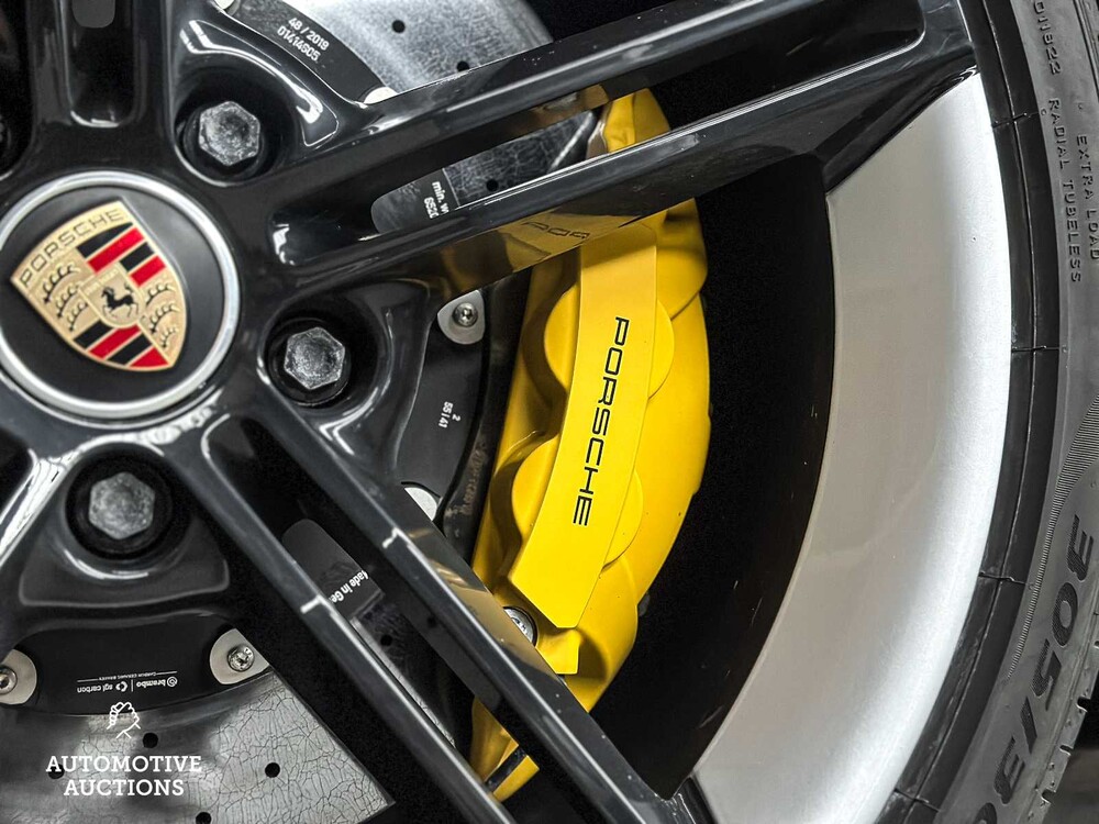 Porsche Taycan Turbo S 93 kWh 761PS 2020 Sport-Chrono