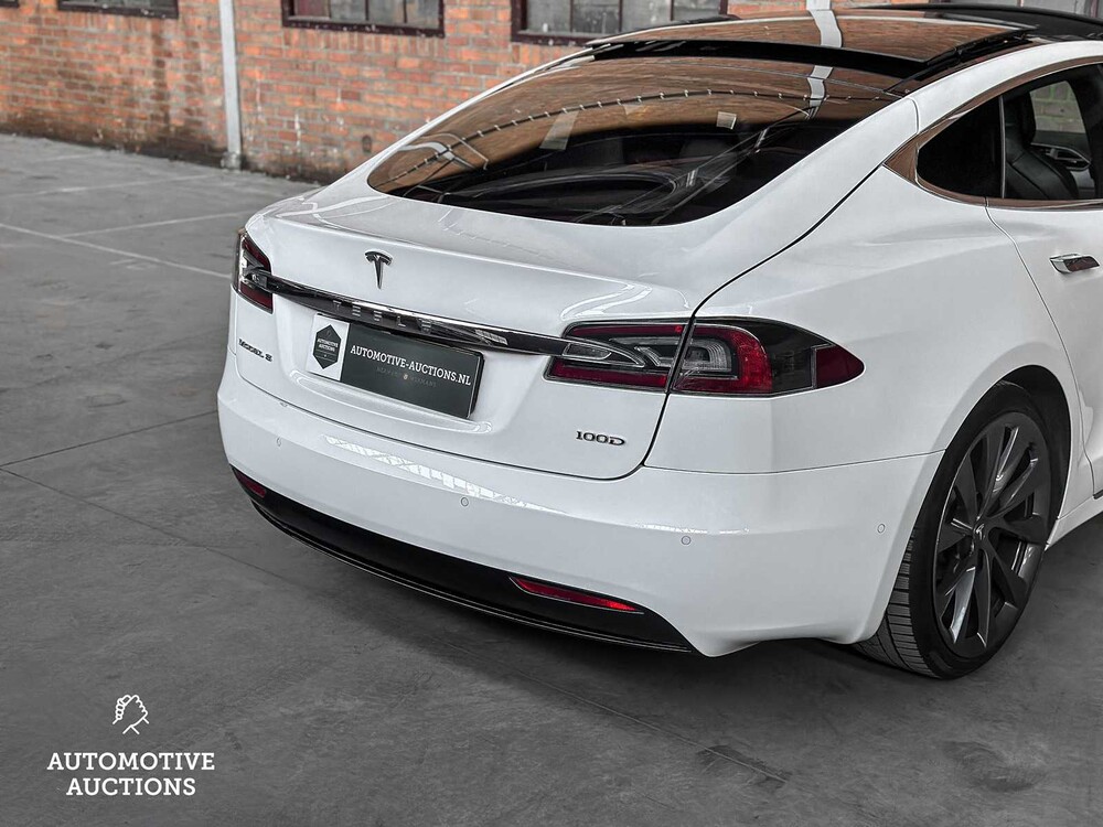 Tesla Model S 100D 417PS 2018 (Original-UK), TP-188-D