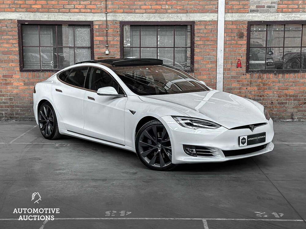 Tesla Model S 100D 417PS 2018 (Original-UK), TP-188-D