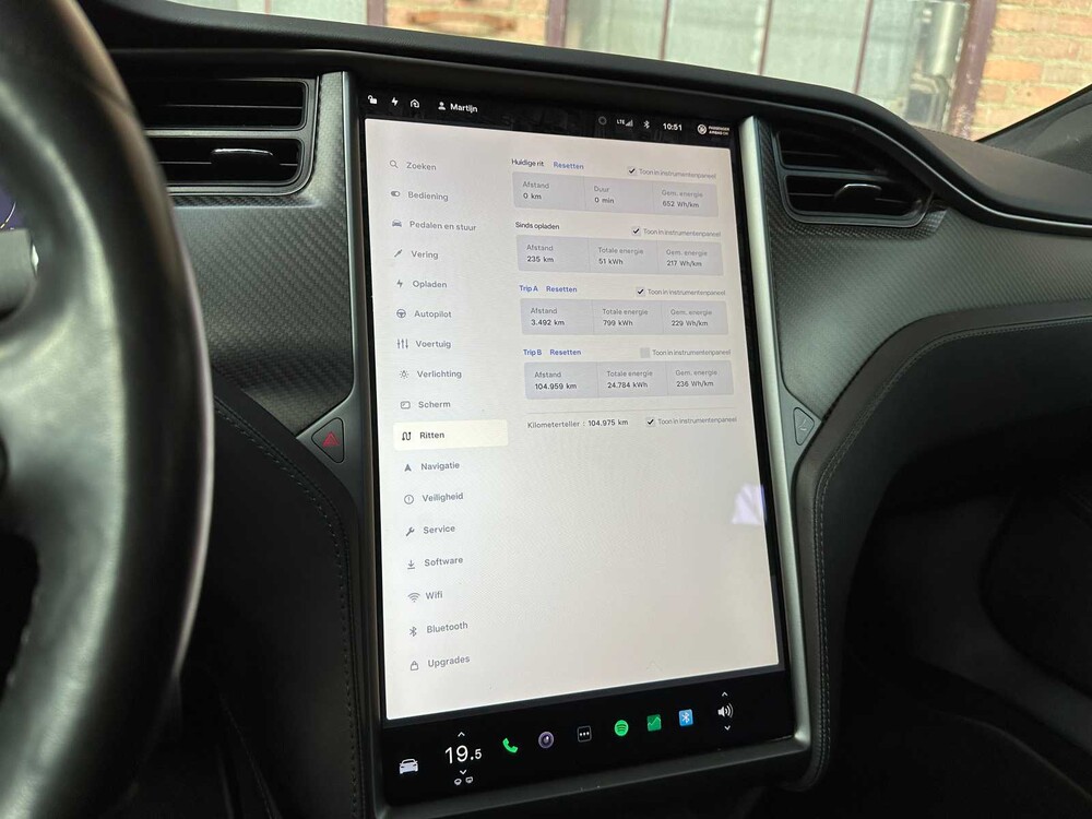 Tesla Model S 100D 417PS 2018 (Original-UK), TP-188-D