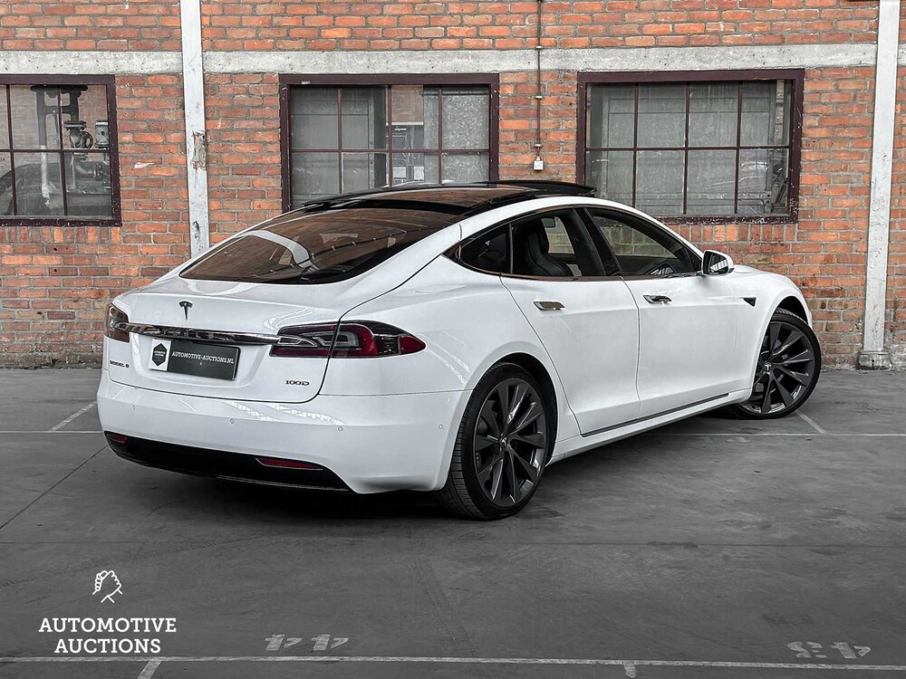 Tesla Model S 100D 417PS 2018 (Original-UK), TP-188-D