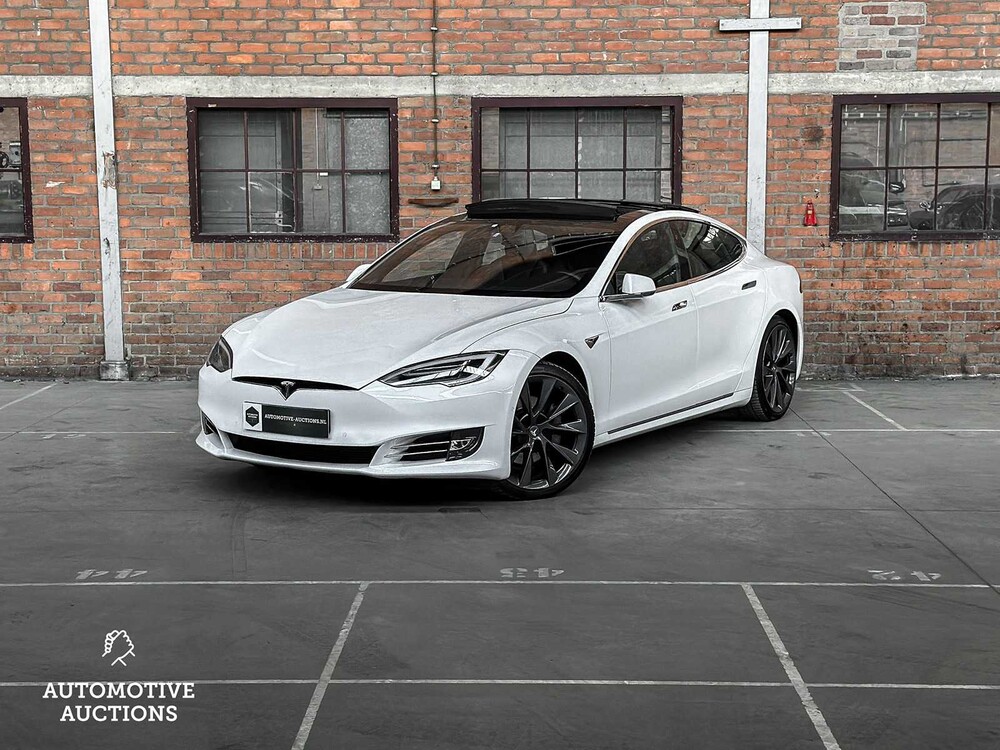 Tesla Model S 100D 417PS 2018 (Original-UK), TP-188-D