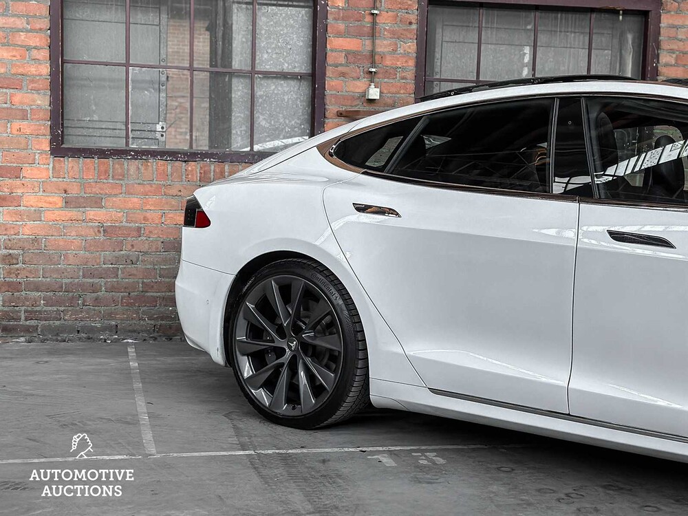Tesla Model S 100D 417PS 2018 (Original-UK), TP-188-D