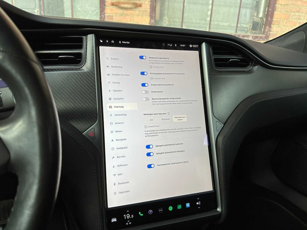 Tesla Model S 100D 417PS 2018 (Original-UK), TP-188-D