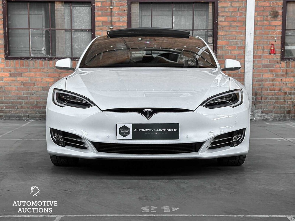 Tesla Model S 100D 417PS 2018 (Original-UK), TP-188-D